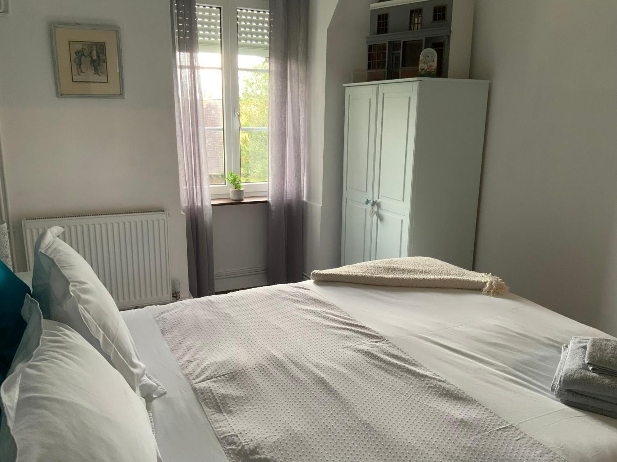 Welcoming And Peaceful Bed And Breakfast Fougerolles-du-Plessis Zewnętrze zdjęcie