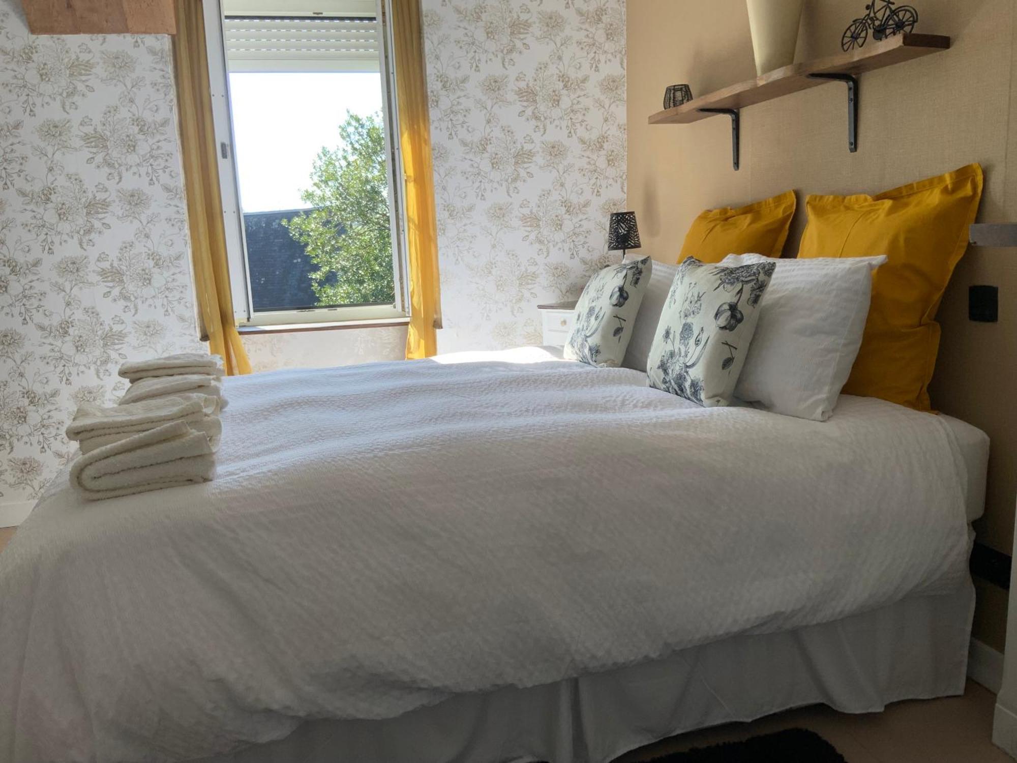 Welcoming And Peaceful Bed And Breakfast Fougerolles-du-Plessis Zewnętrze zdjęcie